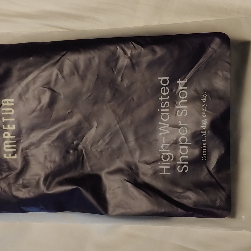 Impetus Shaper Short NWT - Picture 6 of 9